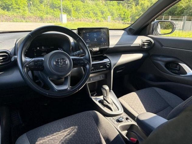 Toyota Yaris Cross 1.5H (116 CV) E-CVT Trend AWD-i - Foto 10