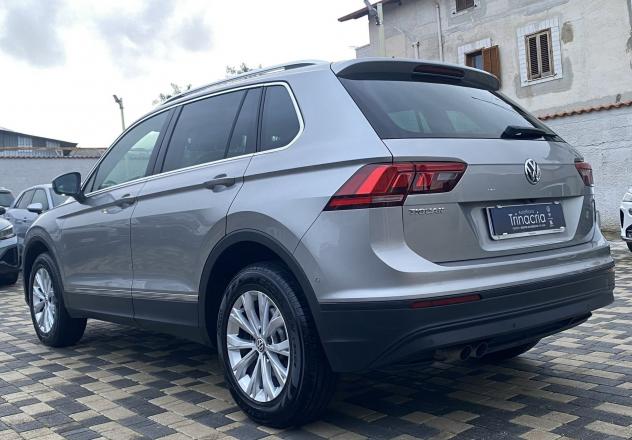Volkswagen Tiguan Business 2.0 TDI 150CV DSG 4motion - Foto 7