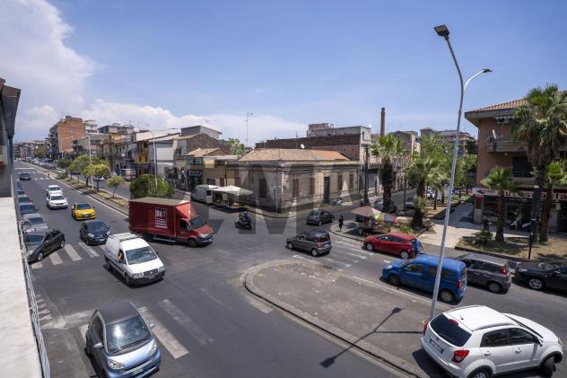 Casa Indipendente in vendita a Catania, Viale M. Rapisardi - Lavaggi