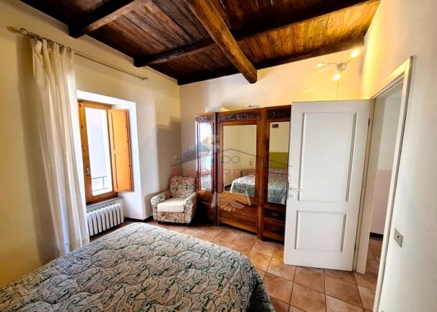 Orvieto centro - Appartamento al primo piano con balcone e locali accessori in vendita nel centro storico di Orvieto - Foto 4