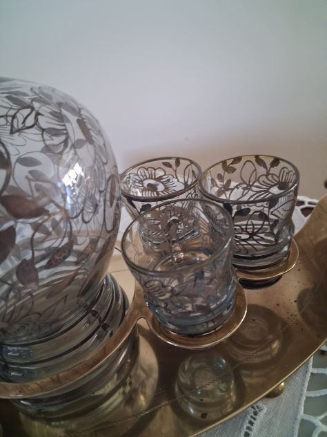 Set da liquore costituito da sei bicchieri e una bottiglia in vetro  primi '900 - Foto 6
