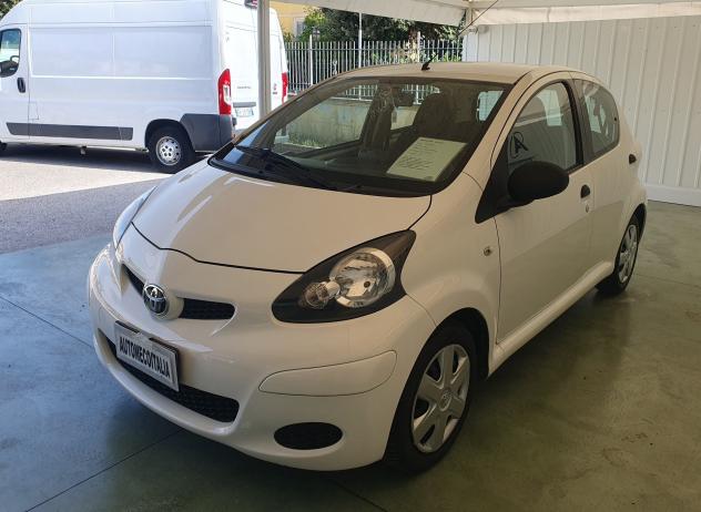 Toyota Aygo 5 porte 1.0 BENZ - 2012 - KM. 134.000 - Foto 3