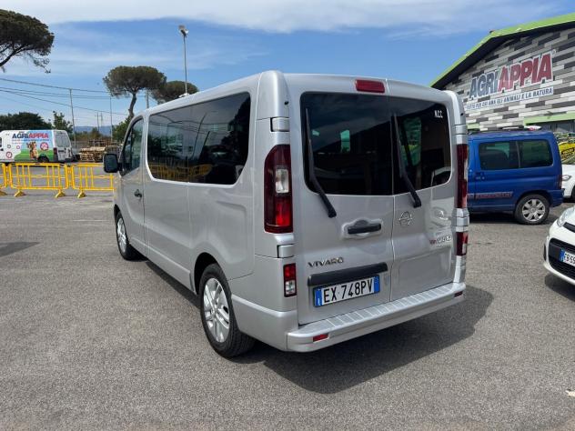 Opel Vivaro 27 1.6 CDTI BITURBO 140CV COMBI EDITION L1H1 2015 - Foto 4