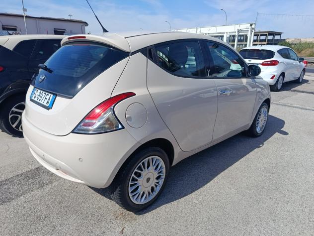 Lancia Ypsilon 1.2 69CV 5 porte 58000 km - Foto 6