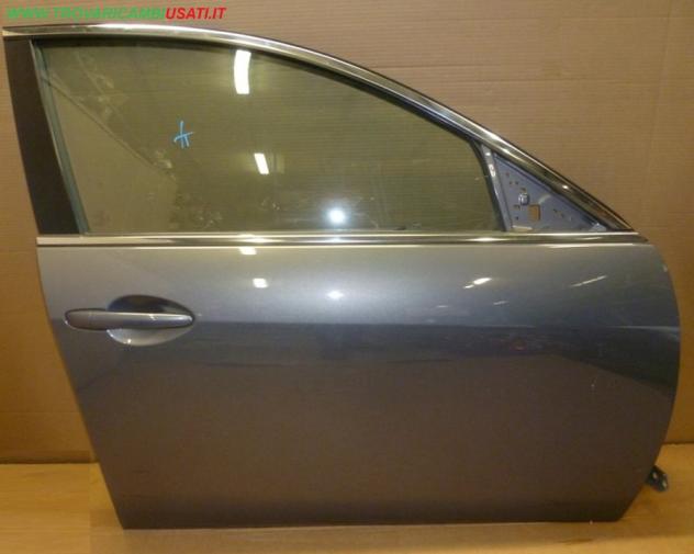 PORTA ANT.D. GRIGIO MEDIO MET. C/ALZ. MAZDA 6 (GH)  Carrozzeria  Lamierati esterni  Porte  Porta ant. dx. MAZDA - 6 - 01-03-2008 - 01-04-2010