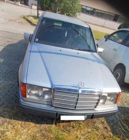 MERCEDES-BENZ E 250 TURBOIESEL rif. 23917887