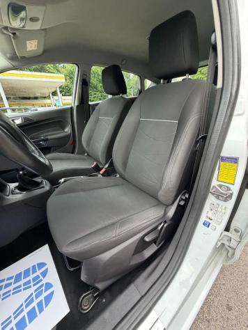FORD - Fiesta - 1.5 TDCi 95 CV 5p. Titanium - Foto 10