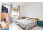 Al Viale Nitta - Librino , Casa Vacanza 12 posti letto, vicino aereoporto e mare