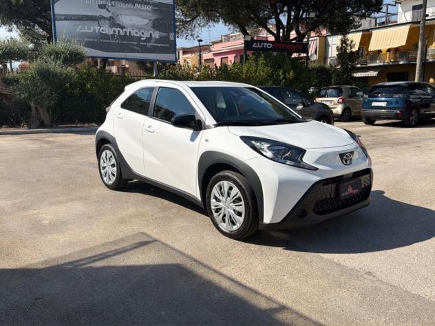Toyota Aygo X 1.0B (72 CV) Active - Foto 8