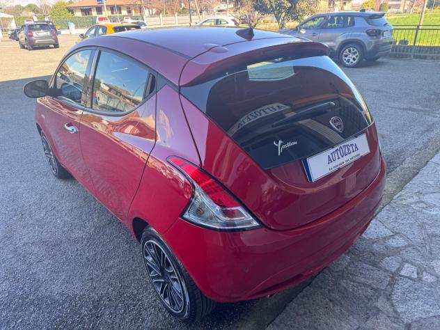 Lancia Ypsilon 1.0 Hybrid Gold - Foto 4
