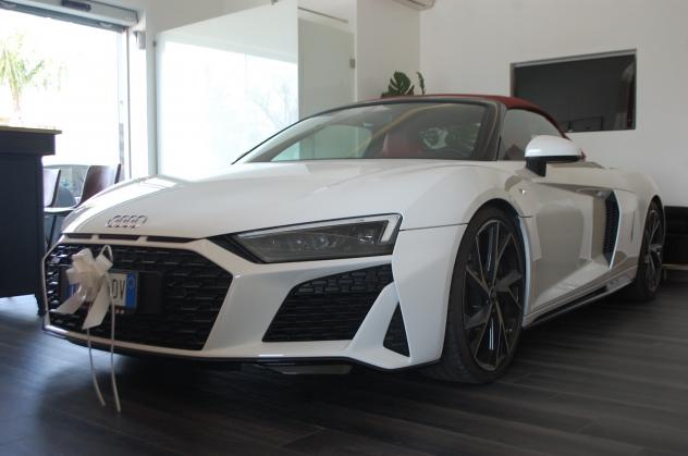 Audi R8 Spyder 5.2 V10 Performance rwd 570CV S Tronic - Foto 2