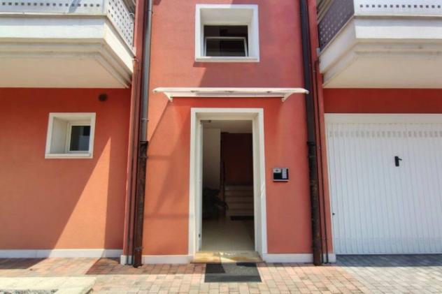 Immobile in asta di 102 m², box auto in vendita a Camisano Vicentino - Foto 2