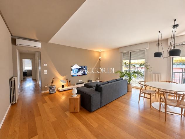 APPARTAMENTO di 3 vani e di 108 mq (JESOLO) rif. NIG10