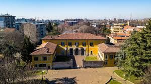Bilocale ristrutturato 90mq con posto auto Cologno
