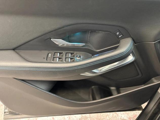 Jaguar E-Pace 2.0D i4 150cv AUTO AWD - Foto 8