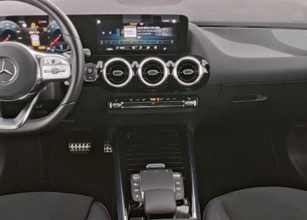 MERCEDES-BENZ GLA 200 Premium AMG rif. 22202028 - Foto 6