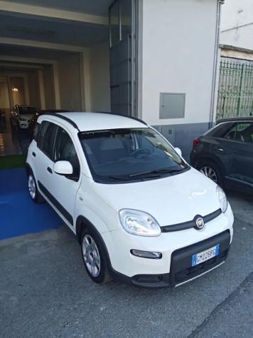 Fiat Panda 1.0 FireFly S&S Hybrid City Life - Foto 4