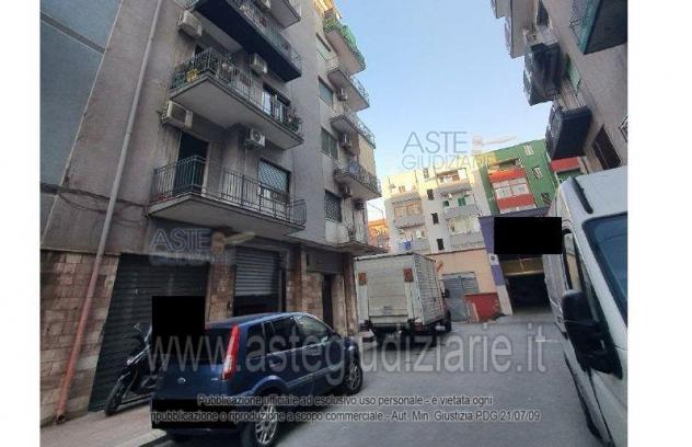 IMMOBILI-IMMOBILE RESIDENZIALE-Via Gaetano Donizetti, 25, 74123 Taranto TA, Italia
