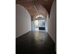 Locale commerciale in affitto a Lucca