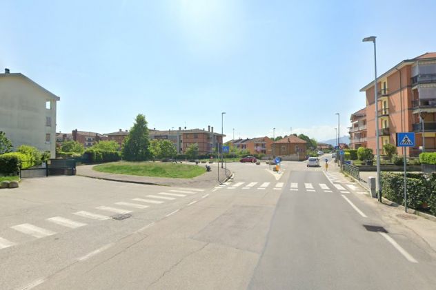 PIOSSASCO CASA SEMI INDIPENDENTE CON GIARDINO PRIVATO - Foto 3