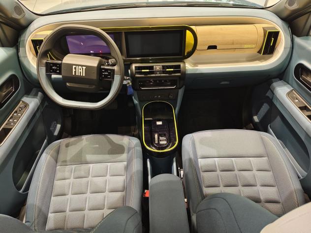 FIAT Grande Panda Hybrid Hybrid La Prima*FULL OPTIONAL* - Foto 4