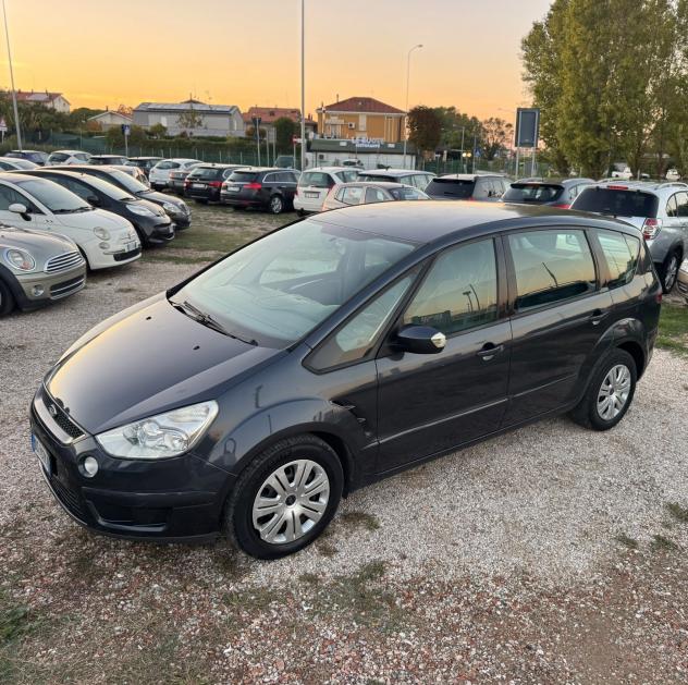 Ford S-Max+ 2.0 TDCi 140CV DPF - Foto 7
