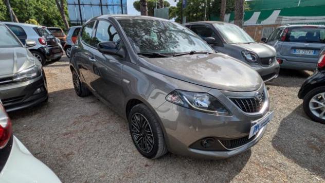 LANCIA Ypsilon Hybrid Gold 1.0cc 70cv rif. 23811936 - Foto 3
