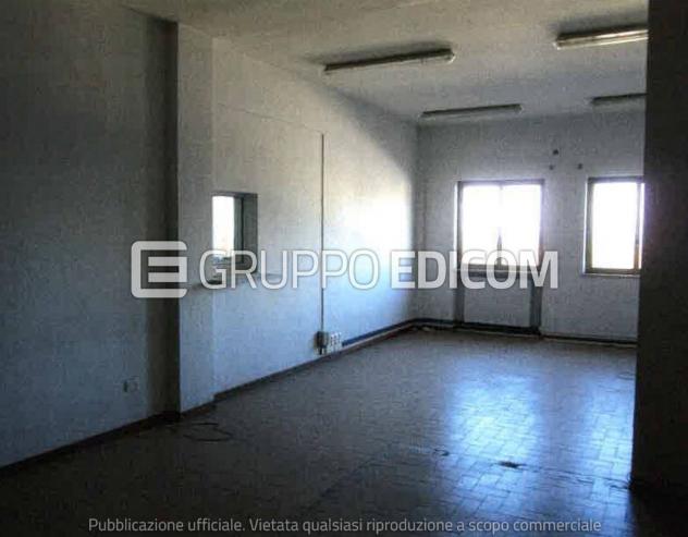 Fabbricati costruiti per esigenze commerciali di 19.8 mq  in vendita a Capaci - Rif. 3519976