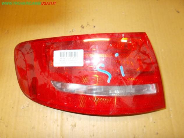 FANALE POST.S. AUDI A3 (8P) 3 porte  Parti elettriche  Fanaleria  Fanali  Fanale post. sx. AUDI - A3 3 porte - 01-07-2008 - 01-08-2012, AUDI - S3 - 01