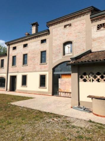 Rustico / Casale di 1100 m² con più di 5 locali in vendita a Carpi - Foto 7