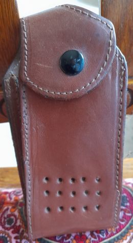 custodia in pelle cellulare vintage