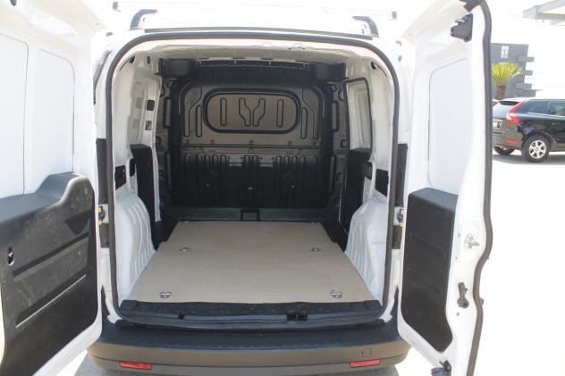 Fiat Doblo Dobl1.3 MJT PC-TN Cargo Lamierato E6 - Foto 5