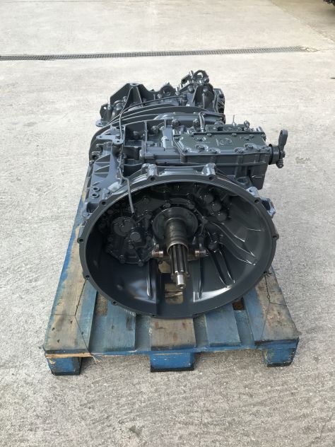 Cambio REVISIONATO ZF ECOSPLIT 4 16 S 2331 TD + IT 1356 052 026 1800301 RAPP. 16