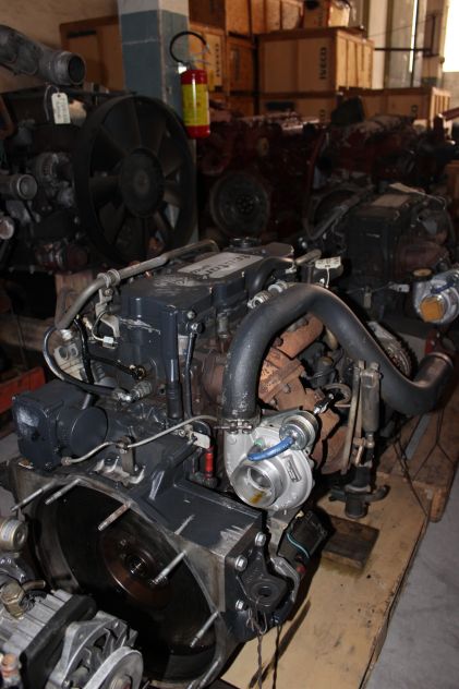 Motore USATO TECTOR 4 CILINDRI F4AE0481 - Foto 3