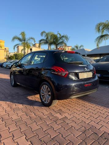 Peugeot 208 PureTech 82 5 porte Active - Foto 6