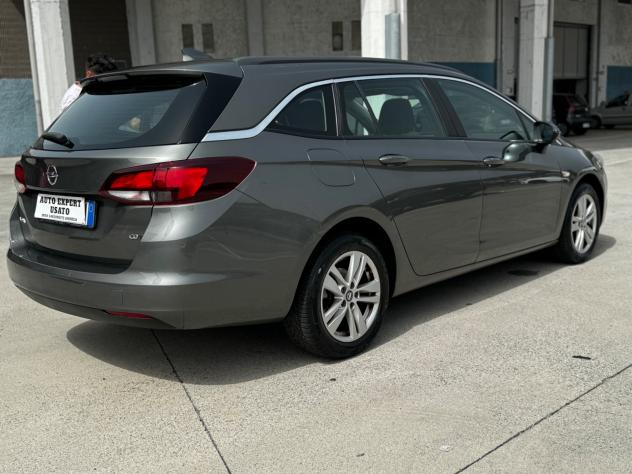 Opel Astra 1.6 CDTi 110CV S&S Tourer Innovation 2017 - Foto 8