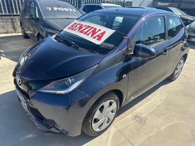 TOYOTA Aygo 1.0 VVT-i 69 CV 5 porte x-play rif. 23825005