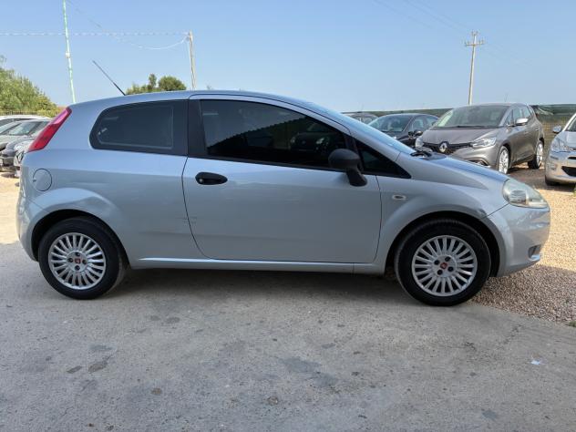 Fiat Grande Punto 1.3 MJT 75 CV 3 porte Fun - Foto 5