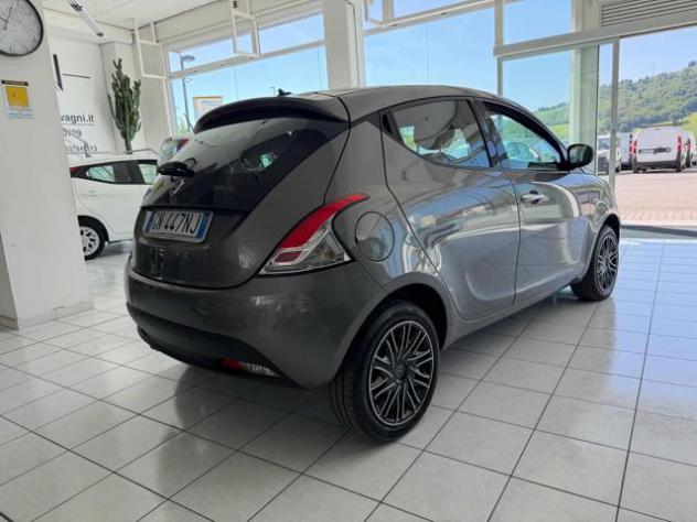 LANCIA Ypsilon 1.0 FireFly 5 porte S&S Hybrid Gold rif. 24062825 - Foto 3