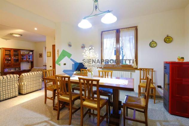Villa indipendente con giardino, terrazzo e garage € 395.000 trattabili - Foto 8