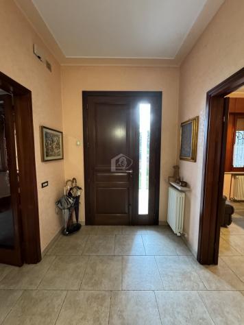 Suzzara vendesi casa indipendente 8 vani 280 Mq - Foto 6