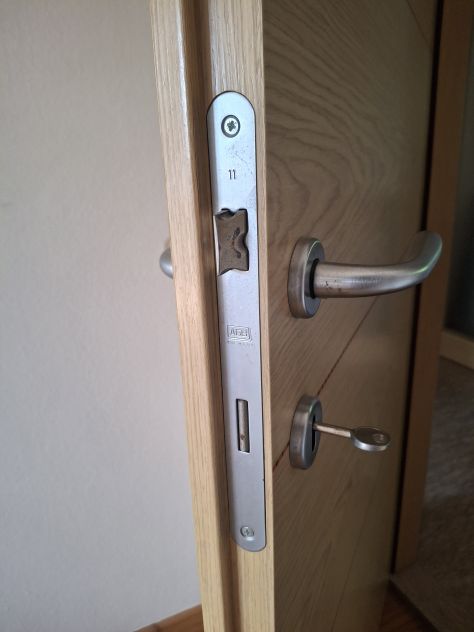 Porte interne in legno con greca decorativa - Foto 3