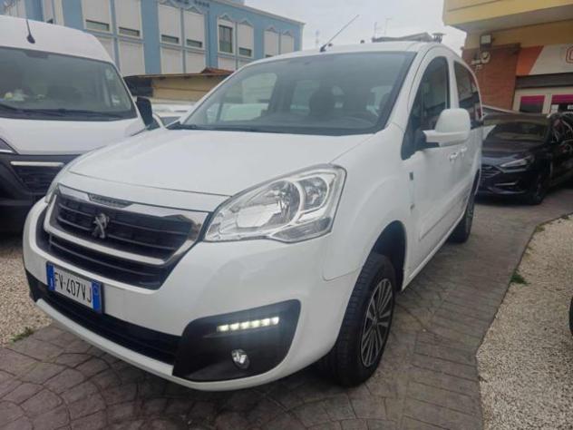 PEUGEOT Partner Tepee BlueHDi 100 4x4 Active Traction Control Plus rif. 23780029 - Foto 3