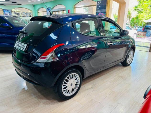 Lancia Ypsilon 1.2 69 cv 5p. GPL Ecochic - Foto 4