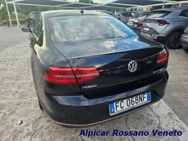 VOLKSWAGEN Passat Berlina TDI HIGHLINE BlueMotion Technology DSG rif. 23689909 - Foto 10