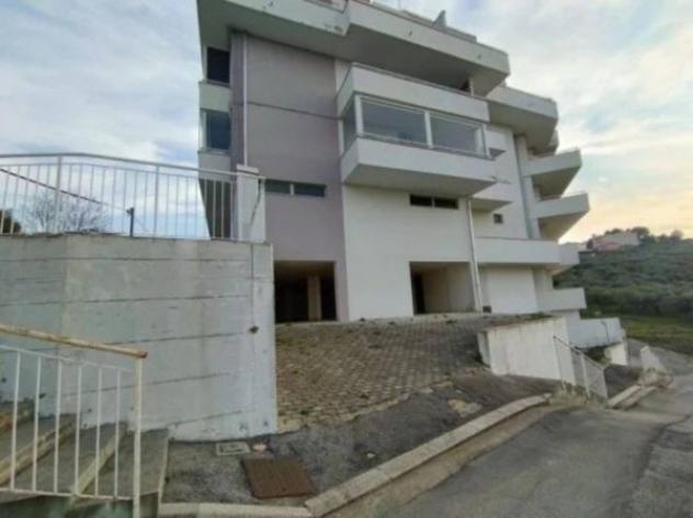 Immobile in asta di 674 m² in vendita a Spoltore - Foto 4