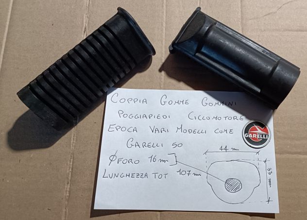 Coppia gommini poggiapiedi footrest rubber ciclomotore epoca Garelli GR
