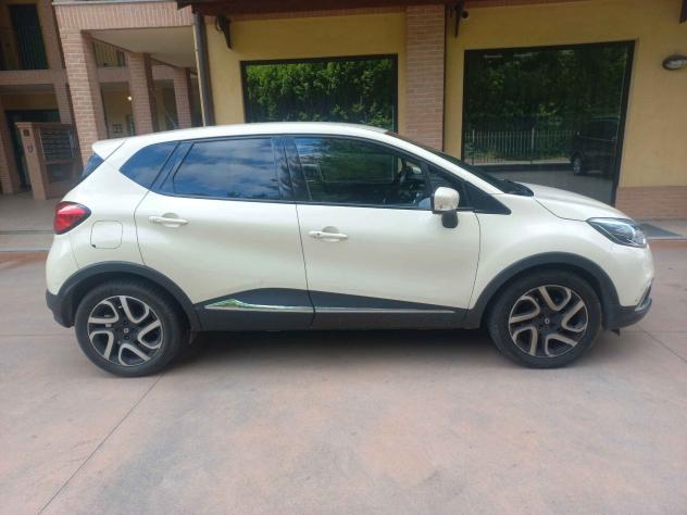 Renault Captur 1.5 dCi 8V 90 CV Start&Stop Live - Foto 4