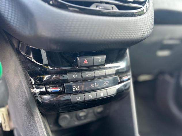 Peugeot 2008 Allure 1.6 e-HDi 92cv S&S - Foto 7