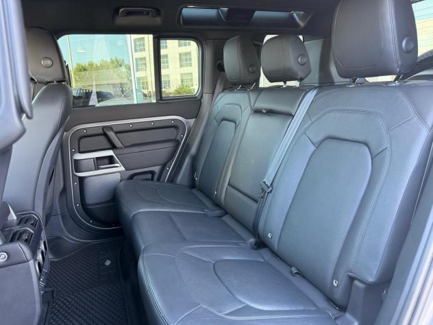 Land Rover Defender 3.0D I6 200 110 SE AWD auto. AUTOCARRO N1 - Foto 5